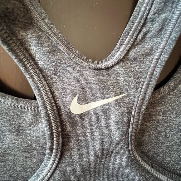 Nike Sports Bra Sz. M - Picture 3 of 4